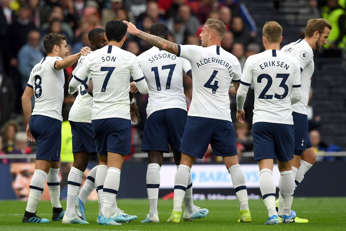 开云手机登录界面-里尔训练开放日；赛前强势反弹引欢呼；欧冠在即；团队化学反应显著-开云手机登录界面